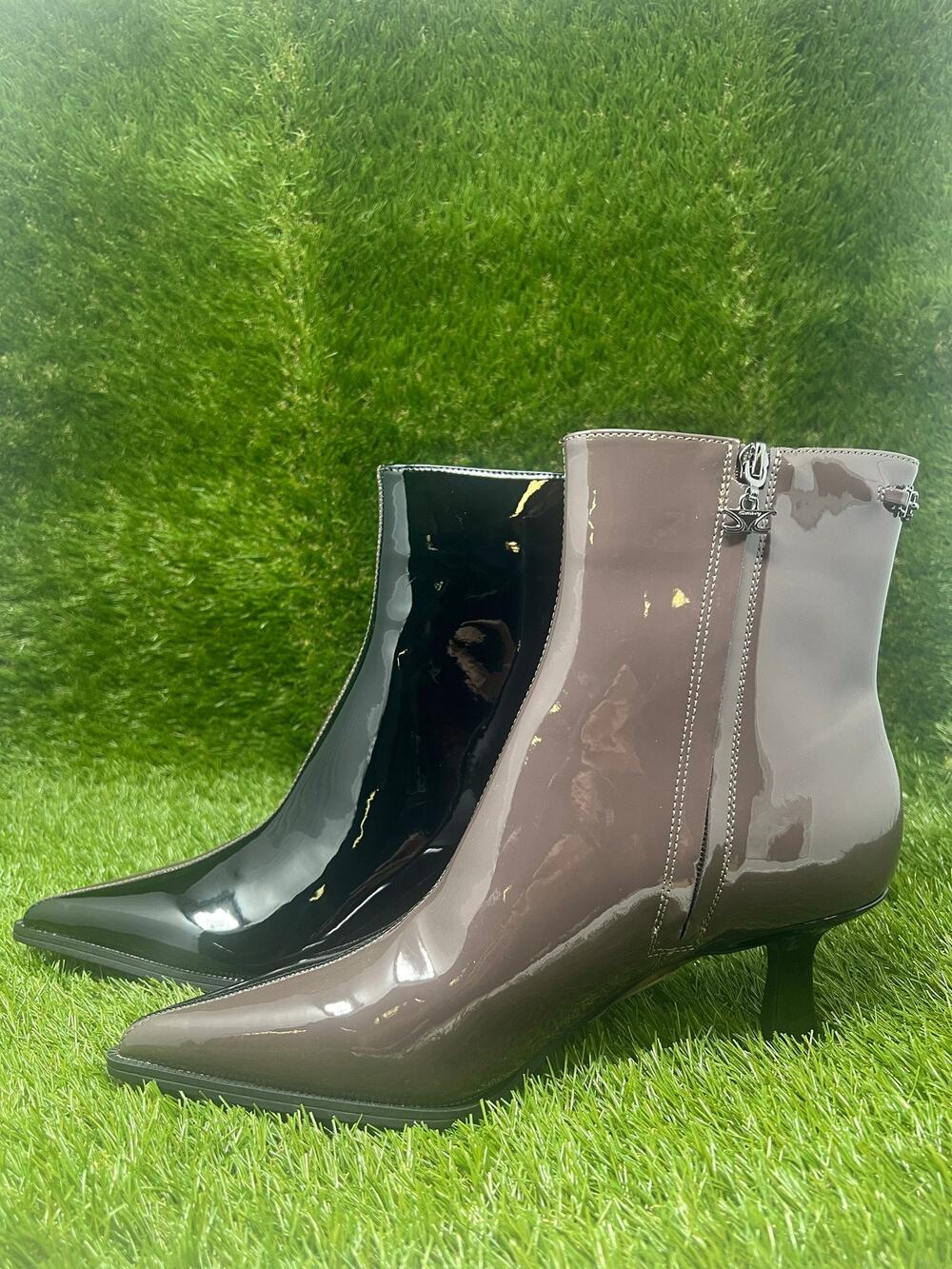 Circus Sam Edelman Women's 10M Yuki Patent Black/Chocolate Booties